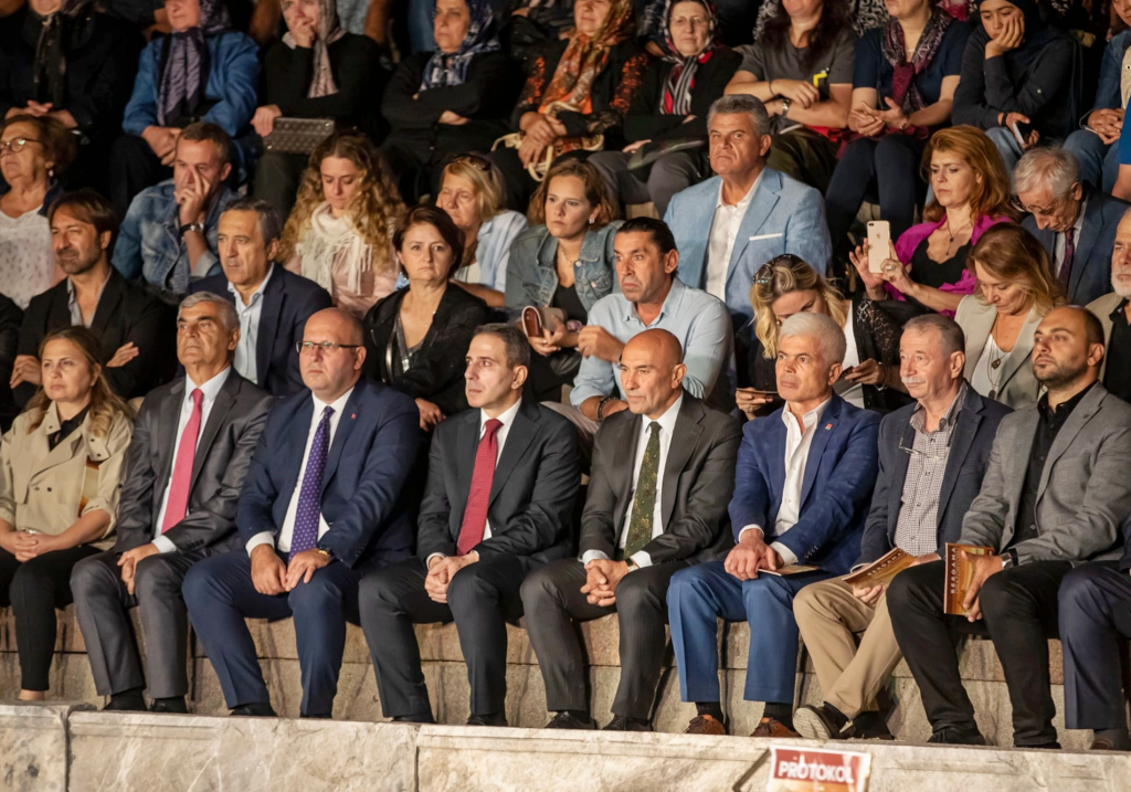 ZEUS SUNAĞI BERGAMA’NINDIR ÇAĞRISI