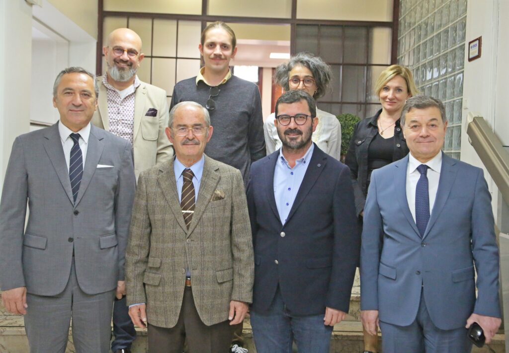 BAŞKAN KOLAT, ESKİŞEHİR’DE ‘TONOZ DÜŞÜNCE ATÖLYESİ’NE KATILDI