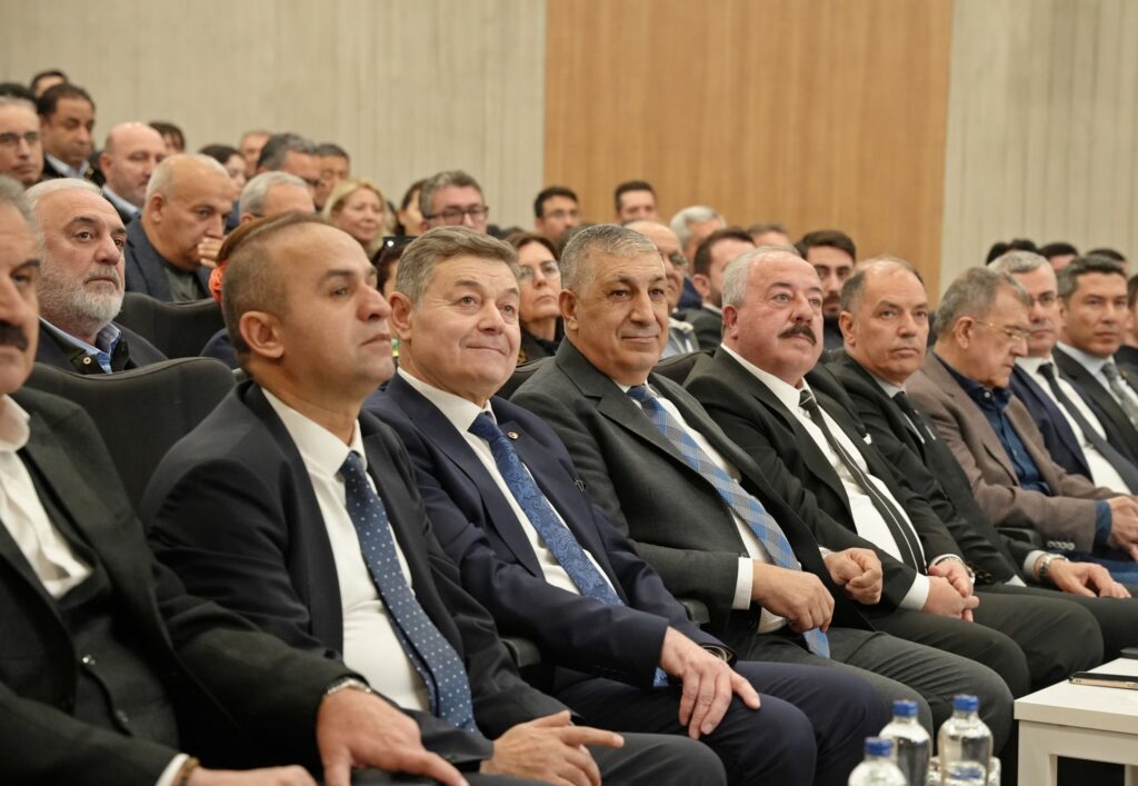 Dikili OTB, Bakırçay’ı Dünyaya Açacak!